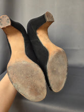 Load image into Gallery viewer, 1940s Black Suede American Red Cross Made Shoes