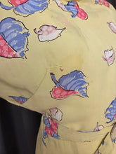 Load image into Gallery viewer, 1940s Acid Yellow, Black, White, Beige, Pink and Blue Novelty Print Leaf Dress