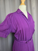 Load image into Gallery viewer, 1940s Rich Purple Zip Front Dress