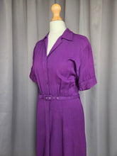 Load image into Gallery viewer, 1940s Rich Purple Zip Front Dress