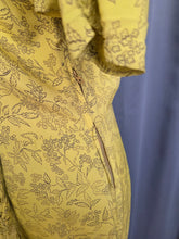 Load image into Gallery viewer, 1940s Yellow and Black Silk Rayon Dress