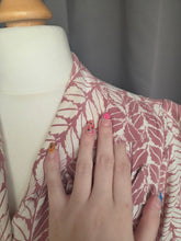 Load image into Gallery viewer, 1940s Dusky Pink and White Leaf Print Dress