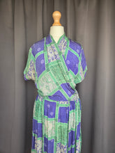 Load image into Gallery viewer, 1940s Blue/Purple and Green Tile Print Silk Dress