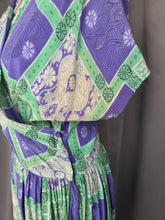 Load image into Gallery viewer, 1940s Blue/Purple and Green Tile Print Silk Dress