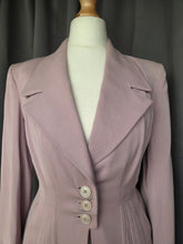 Load image into Gallery viewer, 1940s Rare Lilac/Dusky Pink Button Detail Suit