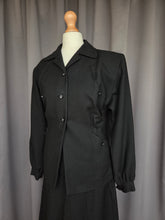 Load image into Gallery viewer, 1940s Black Suit With Button Cuffs