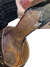 Load image into Gallery viewer, 1940s Brown Suede and Leather Flower Platform Shoes