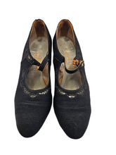 Load image into Gallery viewer, 1920s Black Fabric Shoes With Rhinestone Button