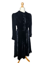 Load image into Gallery viewer, 1930s Black Soft Velvet Fit and Flare Coat