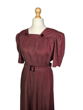 Load image into Gallery viewer, 1940s Tailor-made Burgundy Floral Dress With Velvet Buttons