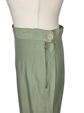 Load image into Gallery viewer, 1940s Apple Green Round Collar Suit