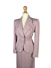 Load image into Gallery viewer, 1940s Rare Lilac/Dusky Pink Button Detail Suit