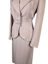 Load image into Gallery viewer, 1940s Rare Lilac/Dusky Pink Button Detail Suit