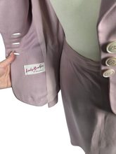 Load image into Gallery viewer, 1940s Rare Lilac/Dusky Pink Button Detail Suit