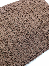 Load image into Gallery viewer, 1940s Chocolate Brown Crochet Clutch Bag With Lucite Pull
