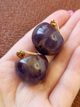 Load image into Gallery viewer, 1940s/1950s French AMAZING Purple and Cream Marbled Ball Bakelite Earrings
