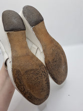 Load image into Gallery viewer, 1940s White Leather Slingback Sandal Shoes
