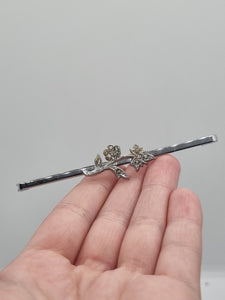 1930s Art Deco Silver Tone Long Flower Ladies Tie Pin
