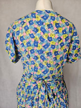 Load image into Gallery viewer, 1940s Bright Colourful Spot Abstract Dress
