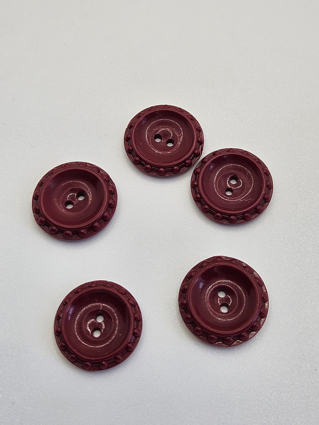 1940s Burgundy Plastic Flower Buttons