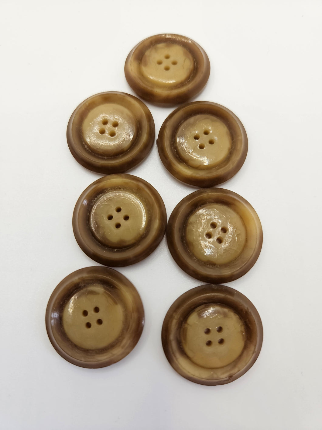 1940s Taupe Brown Marbled Buttons
