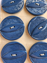 Load image into Gallery viewer, 1940s Deadstock Carded Blue Buttons
