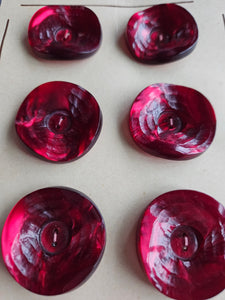 1940s Deadstock Carded Dark Red Marbled Buttons