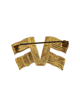 Load image into Gallery viewer, 1940s World War Two Victory Flag Brooch
