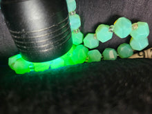 Load image into Gallery viewer, 1930s Mint Green Uranium Glass Necklace
