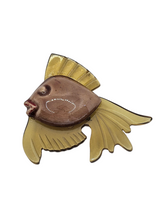 Load image into Gallery viewer, 1940s Beige/Taupe Elzac Lucite Fish Brooch
