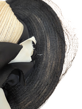 Load image into Gallery viewer, 1940s Black and Cream Straw/Raffia Tilt Hat
