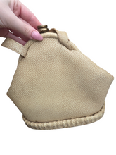 Load image into Gallery viewer, 1940s Mottled Cream/Beige Unusual Box Bag
