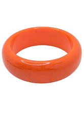 Load image into Gallery viewer, 1940s Chunky Bright Orange Bakelite Bangle

