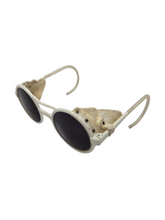 Load image into Gallery viewer, 1940s Off White Leather Side Sunglasses
