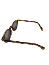 Load image into Gallery viewer, 1940s Torty Effect Sunglasses
