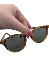 Load image into Gallery viewer, 1940s Torty Effect Sunglasses
