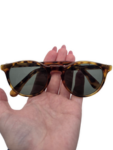Load image into Gallery viewer, 1940s Torty Effect Sunglasses
