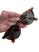 Load image into Gallery viewer, 1940s Torty Effect Sunglasses
