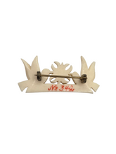 Load image into Gallery viewer, 1940s Carved Edelweiss Dove Brooch
