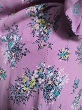 Load image into Gallery viewer, 1940s Lilac Multicoloured Flower Dress With White Buttons
