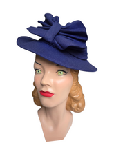 Load image into Gallery viewer, 1940s Bright Colbalt Blue Felt Hat
