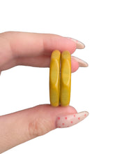 Load image into Gallery viewer, 1940s Chartreuse Green/Yellow Marbled Bakelite Hoop Earrings
