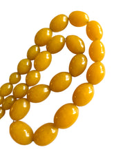 Load image into Gallery viewer, 1940s Yellow Lucite Necklace on Chain

