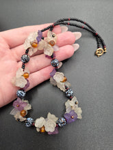 Load image into Gallery viewer, 1950s Lucite and Glass Flower Necklace
