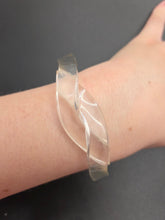 Load image into Gallery viewer, 1940s Curved Lucite Bangle
