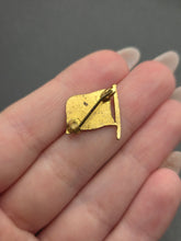 Load image into Gallery viewer, 1940s British Flag Brooch
