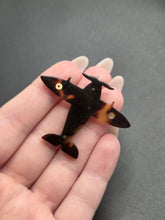 Load image into Gallery viewer, 1940s Rare Torty Effect Spitfire/Plane Brooch

