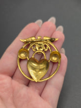 Load image into Gallery viewer, 1940s World War Two US Sweetheart in Service Brooch
