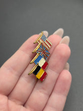 Load image into Gallery viewer, 1940s World War Two Allied Flag Victory Brooch

