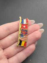 Load image into Gallery viewer, 1940s World War Two Allied Flag Brooch
